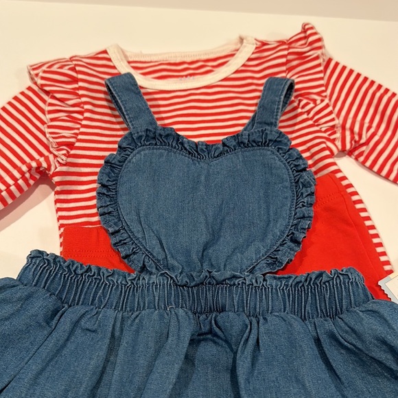 Valentine's Day 3 piece set (3-6 mo) - Picture 3 of 3